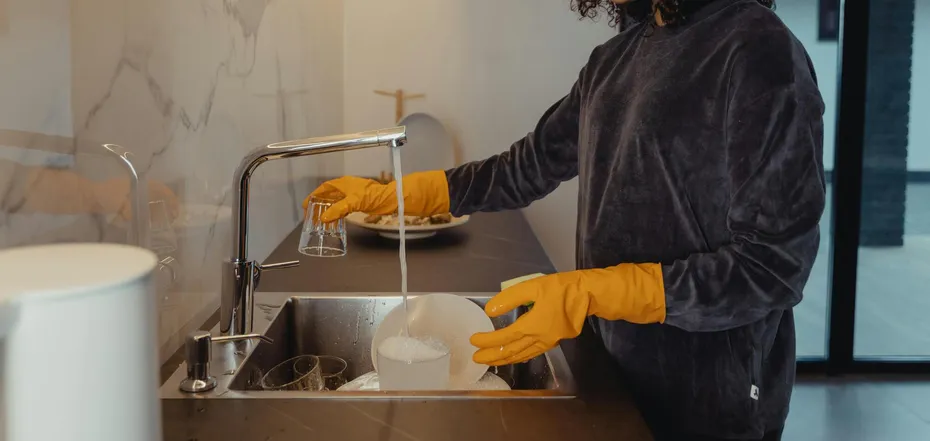 Как вымыть посуду без использования моющих средств: действенные лайфхаки